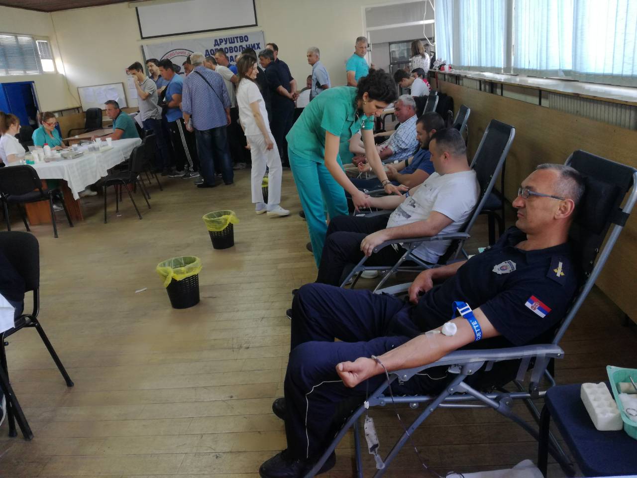 ОДЛИЧАН ОДЗИВ: Акција добровољног давалаштва крви у ПУ Краљево